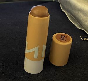 Faces Canada Concealer &amp; Sculpt Stick Duo