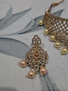 Pearl and Gold Jewelry Set