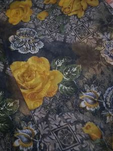 Pretty Roses Chhiffon Saree