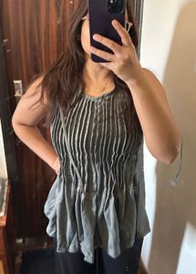Stylecast X Hersheinbox Pleated HalterNeck Top