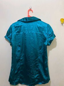 Satin Button-Down Top length 28 b-34&amp;36