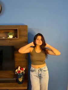Chic Ribbed Halter Neck Crop Top