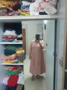 Elegant Pink Embroidered Kurta