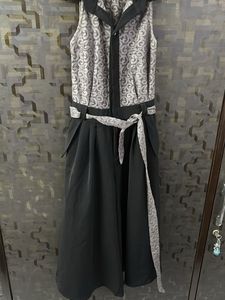 Patterned Sleeveless Jumpsuit with Belt