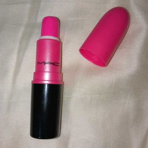 MAC LIPSTICK