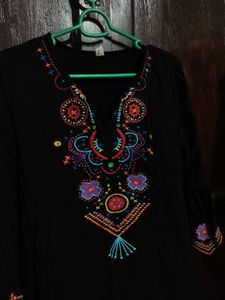 Black Kurti