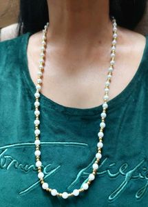 White Pearl Necklace