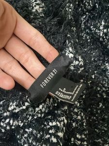 FOREVER21 Zigzag Fuzzy Knit Cardigan