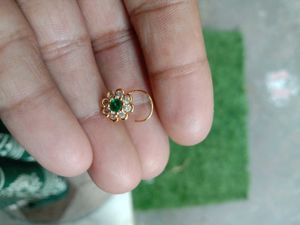 Gold &amp; Emerald Nose Ring