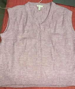 Women Vest In size S