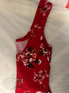 #Under1000 Sale - HnM Red Flower Dress