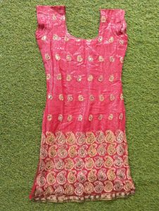 Red Embroidered Kurta