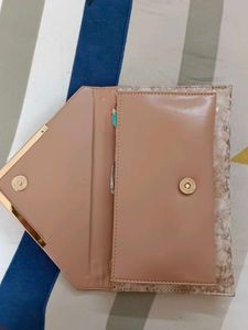 BRAND NEW Stylish Cluth From Stelatoes