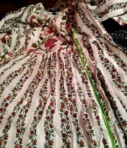 Anarkali Floral Slit Kurti