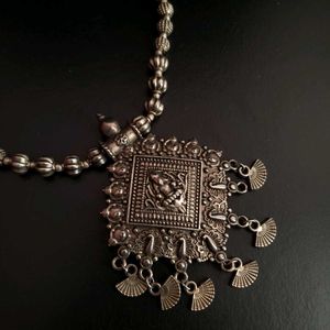 Silver Beaded Necklace