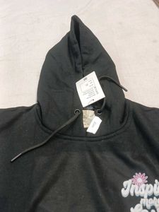 Trendy Graphic Print Hoodie