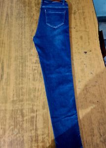 90% Off 💥 Blue Jeans