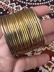 Gorgeous Gold Bangle Set