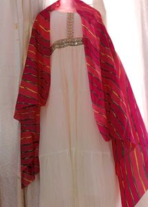 Elegant Kurta Set & Dupatta