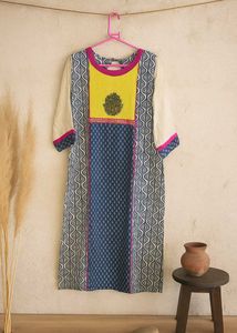 ✨ Multicolored Embroidered Kurta with Net Sleeves