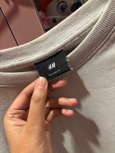 H&amp;M Beige Relaxed Fit SweatShirt