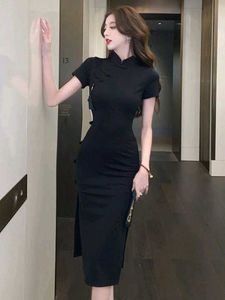 Black Cheongsam Qipao