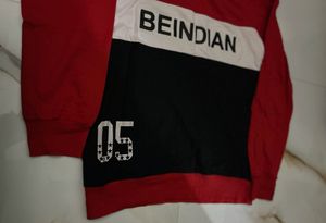 Trendy Sweat Shirt With Strechable