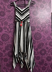 black And White Cross Back Sleeveless Dress