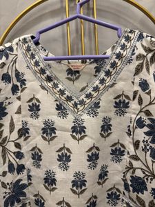 Trendy Graceful Women Kurta Sets