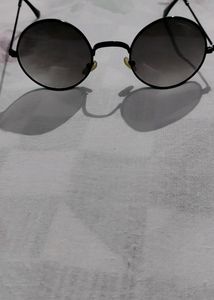 Sunglasses_907597_9926