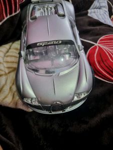 Bugatti Veyron Toy Car