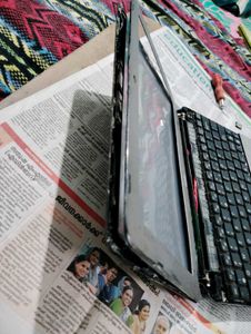 Laptop 10 Inch sSD 80gb  Heat Issue Need Repair