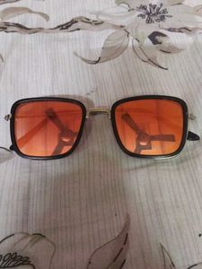 Red and Blue Tinted Sunglasses(Linda Farrow)