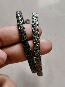 Black Metal 2 Bangle And 1 Nose Stud
