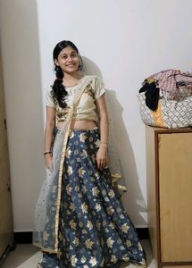 Elegant Party &amp; Wedding-Ready Lehenga for Sale!