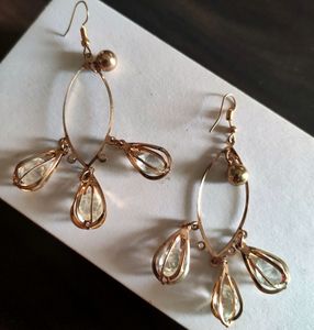 Long earring with pearl style