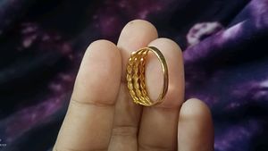 New Gold Plated Ring