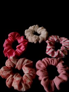 Pink Scrunchie Set