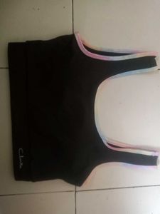 I Am Selling Clovia&#39;s New M Size Sports Bra