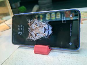 Keychain Phone Stand - Cute &amp; Portable! 2pcs