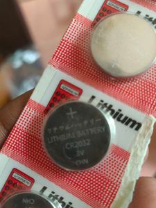 3 Volt Lithium Battery Cr2032 5 Nos