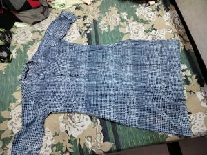 Beautiful Pantaloons Branded Kurti