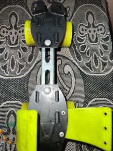 Retro Roller Skates - Size Adjustable