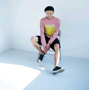 Pink Graphic Graundwary Print Sweatshirt