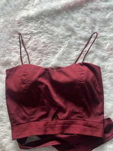 stunning wine criss crop top