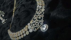 Pure AD Jewellery Set