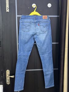 Levi&#39;s Blue Denim Jeans