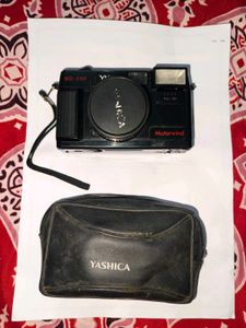 Yashica MD-35F Motorwind Camera
