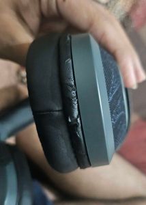 Boat Rockerz 550 Headphones With Aux Cable Black