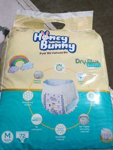 Honey Bunny Dry Plus Diapers - Medium (72 Count)